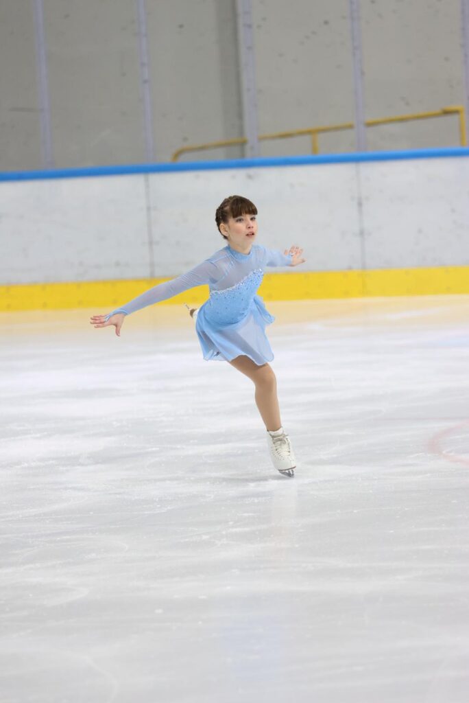 pattinatrice abito sul ghiaccio